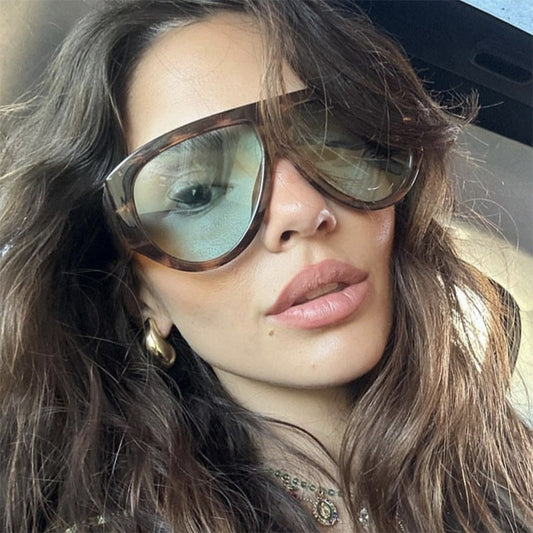 Women's Fashionable Sunglasses