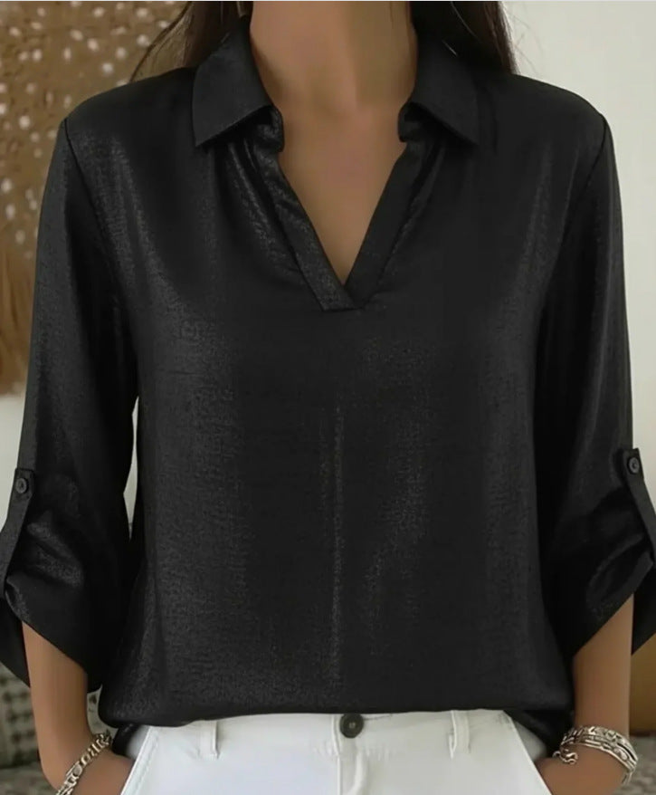 Loose-fit Womens Gold-foil V-neck T-shirt With Pocket