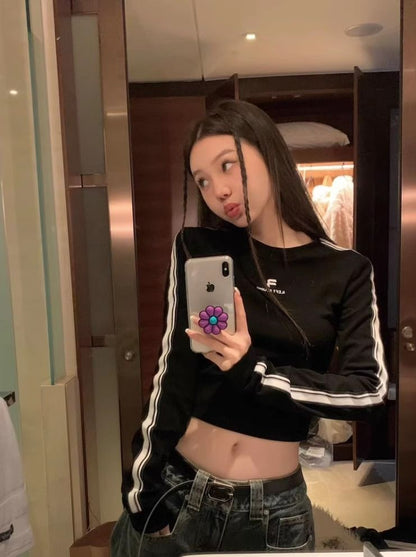 New Autumnwinter Relaxed Fit Tops