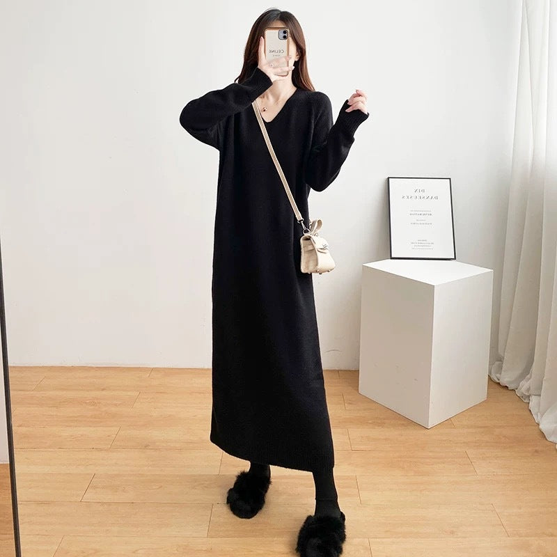 Womens Relaxed Minimalist Knee Length Knit Dress