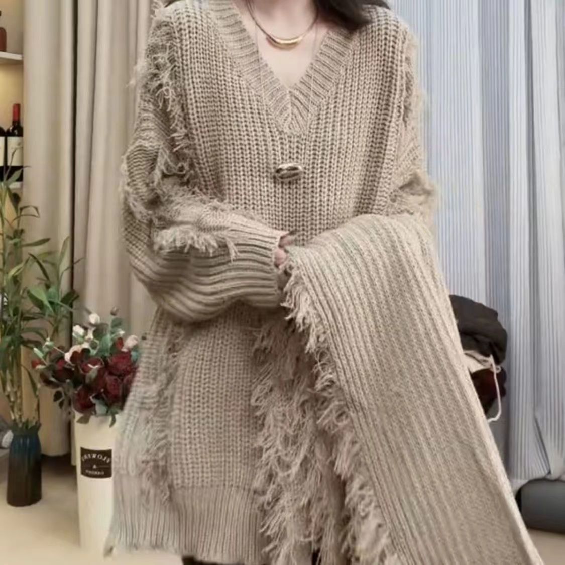 Womens Two-Piece Relaxed-Style Split-Panel Top Set